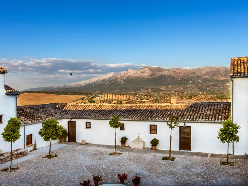 Spanish character — location reference 17